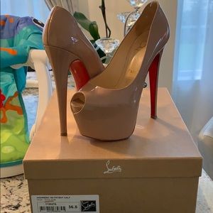 Christian Louboutin “Highness” 160 patent calf